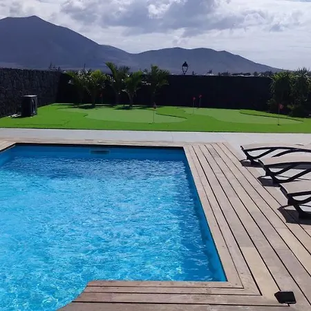 Villa Geneva - Relax Y Diversion Playa Blanca