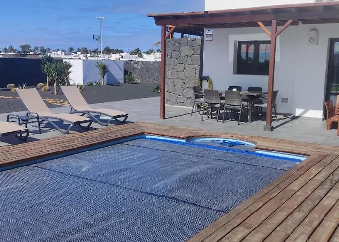 Geneva - Relax Y Diversion Villa Playa Blanca (Lanzarote)